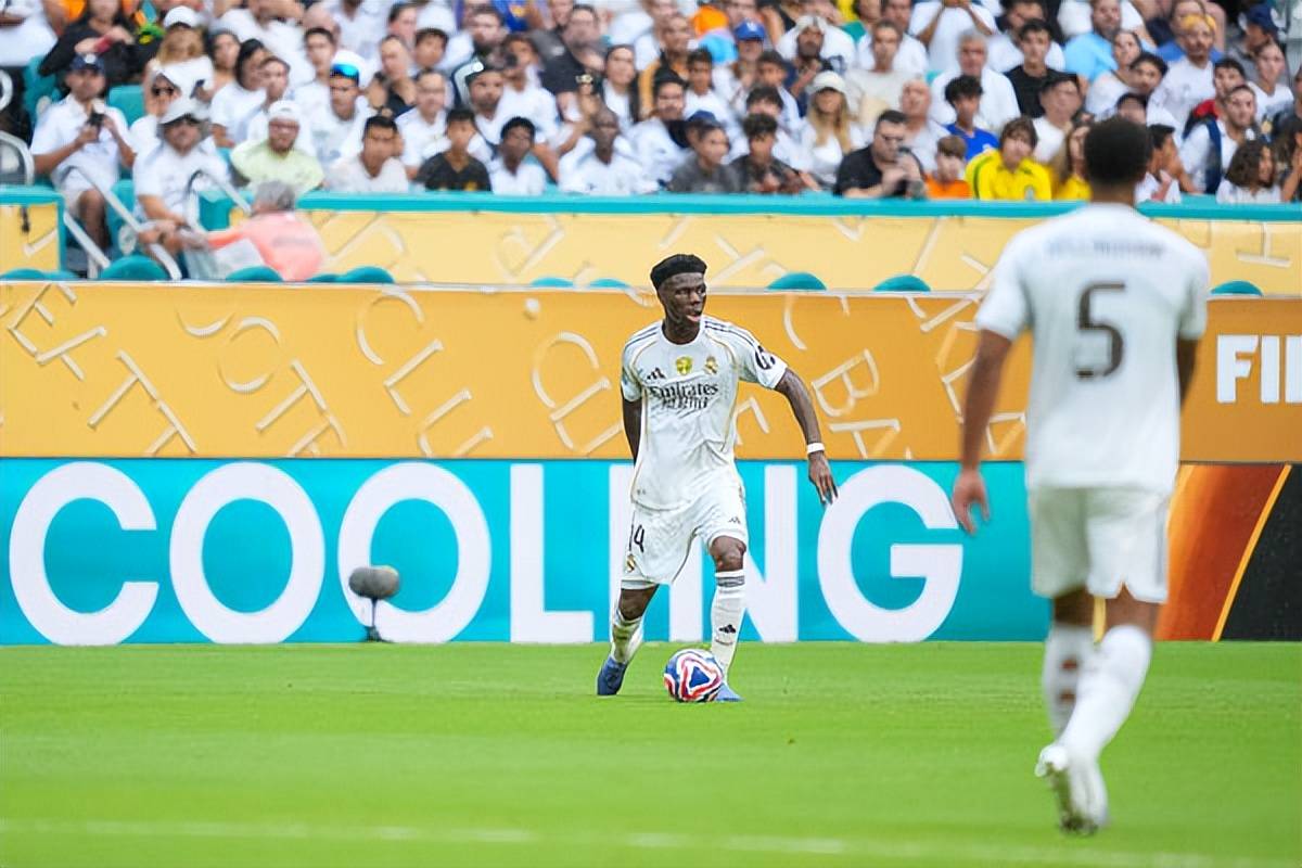 九游娱乐-Karsa焦点对战，姆巴佩与80激战巴塞罗那分钟，持续失利胜负难料！比赛高潮迭起的简单介绍