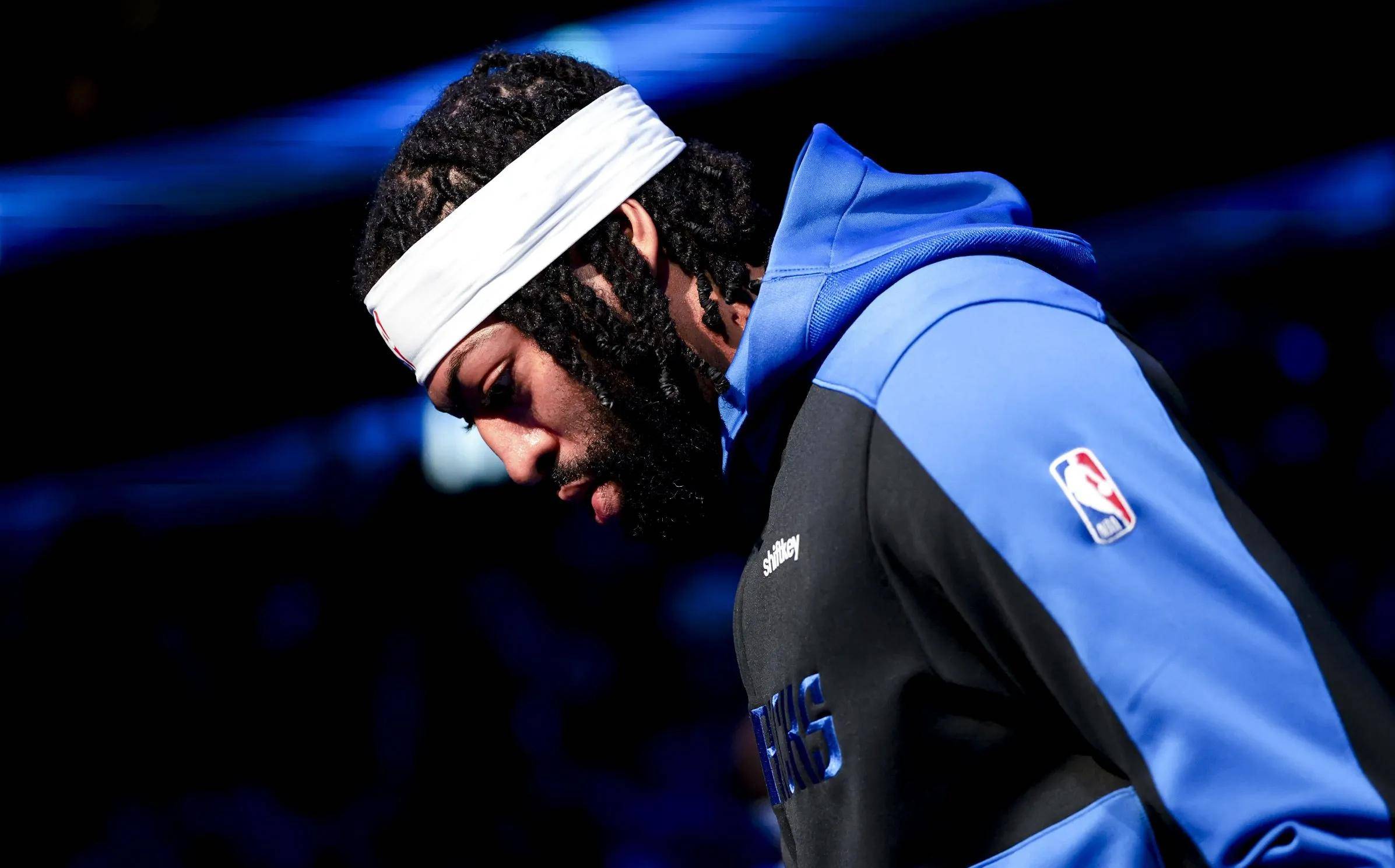 九游体育-出色防守引发热议！，浓眉哥在西班牙队比赛中险胜比赛高潮迭起的简单介绍