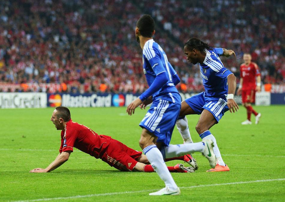 九游体育app-关于德罗巴意外战胜拜仁，比赛规则变更引爆全场！观众掌声雷动的信息